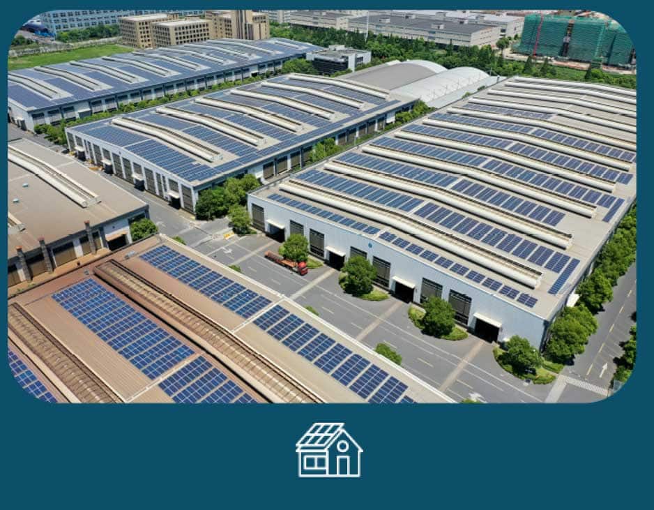 Fabrika çatısına kurulu güneş enerjisi santrali